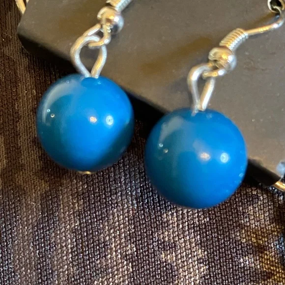 NEW Triple layered blue & silver necklace - Picture 2 of 3